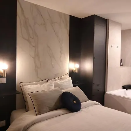 Escale-jacuzzi-paris-orly Appartement